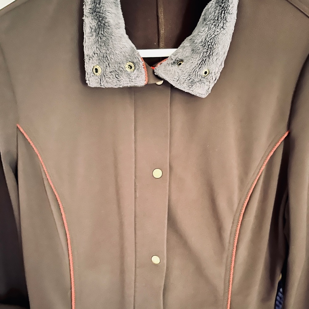 Lizzie Driver Ridgeway Coat. Water & wind resistant. Warm shell.